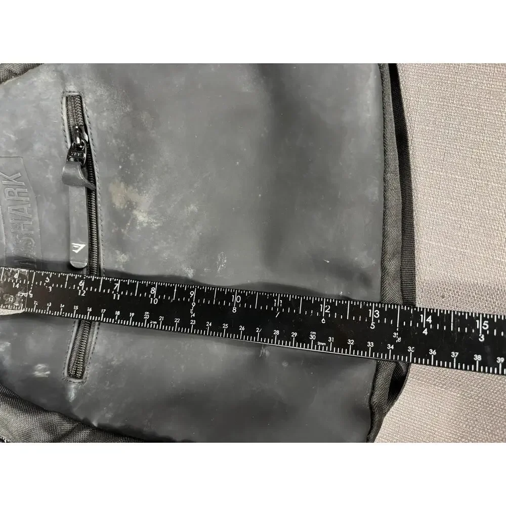 Gymshark Backpack Unisex Medium Black Gym Sports Zip Pockets Adjustable Straps